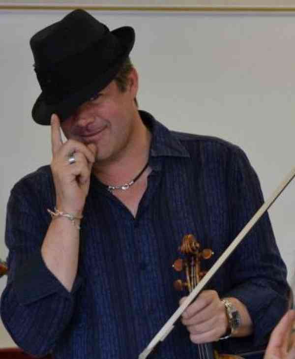 Portrait of Rob Richardson